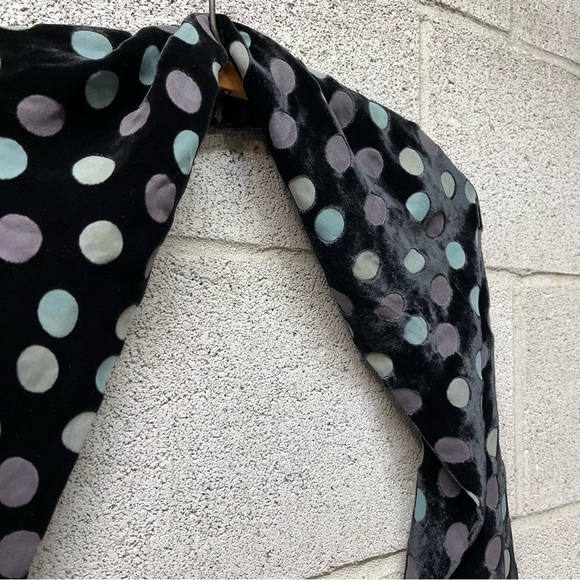 Velour Polka Dot Scarf - Picture 4 of 5